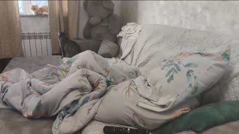 Lili online show from 12.18.25