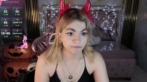 Lili online show from 10.27.25