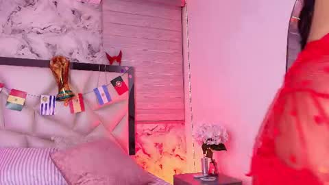 Snapshot of lili_jhonson chatting on 07.12.26 Lily online show from 07.12.26
