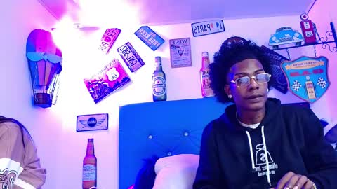 lili_roussi online show from 10.12.25