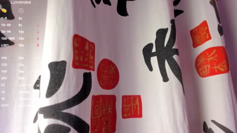 holis soy lily chang no olvides el pulgar arriba es muy importante para mi 3 independent model online show from 12.10.24