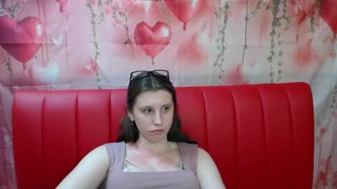 lilianashine online show from 04.23.26
