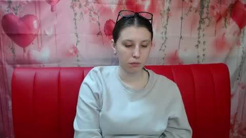 lilianashine online show from 05.17.26