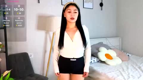 Snapshot of lilianbierly chatting on 03.02.25 Greetings from the Luna3 I wish you the best mood for an interesting day online show from 03.02.25