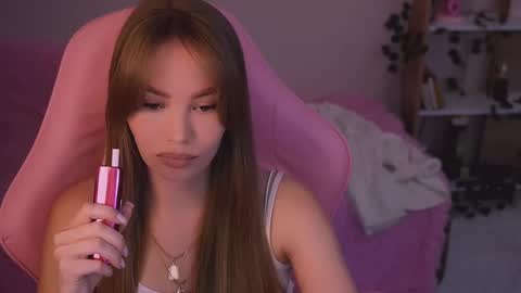 Snapshot of liliasalvatore chatting on 02.20.25 Lilia online show from 02.20.25