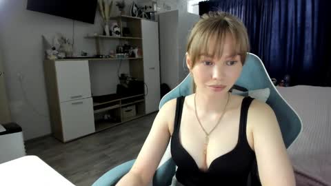 Snapshot of liliasalvatore chatting on 04.03.26 Lilia online show from 04.03.26