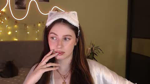 Lilu online show from 09.18.25