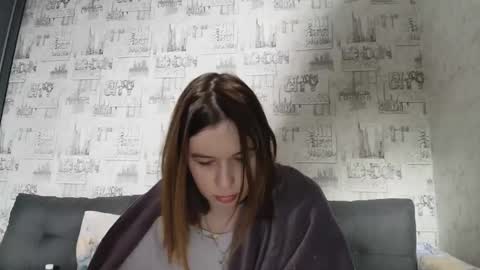 liliawoolf online show from 09.27.25