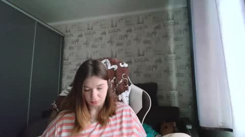 liliawoolf online show from 06.10.26