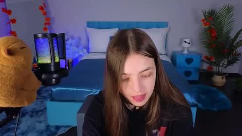 Snapshot of lilibakery chatting on 10.25.25 Lili Bakery online show from 10.25.25