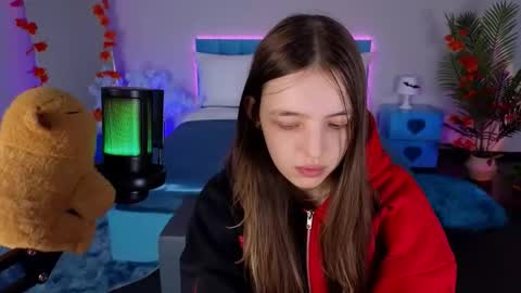 Snapshot of lilibakery chatting on 11.07.25 Lili Bakery online show from 11.07.25