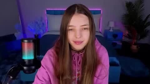 Snapshot of lilibakery chatting on 11.21.25 Lili Bakery online show from 11.21.25