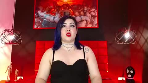 Snapshot of lilih_golden chatting on 10.25.25 LILIH online show from 10.25.25