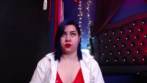 Snapshot of lilih_golden chatting on 11.04.25 LILIH online show from 11.04.25