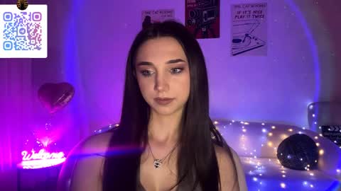 Lina online show from 04.22.26