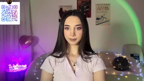 Lina online show from 04.27.26