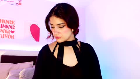 Lilith Savett online show from 04.25.26