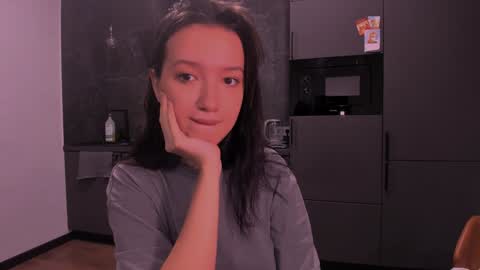 Snapshot of lililaluna chatting on 12.14.24             ...  online show from 12.14.24