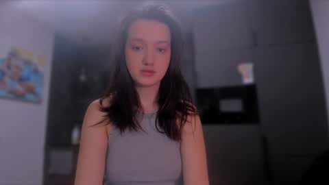 Snapshot of lililaluna chatting on 01.17.25             ...  online show from 01.17.25