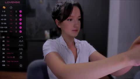 Snapshot of lililaluna chatting on 11.13.25 ... online show from 11.13.25