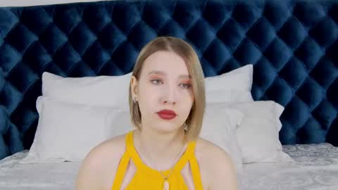 Snapshot of lililinn chatting on 02.21.25 LiliLinn online show from 02.21.25