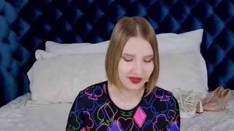 Snapshot of lililinn chatting on 02.22.25 LiliLinn online show from 02.22.25