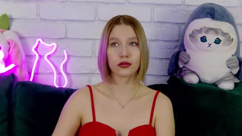 Snapshot of lililinn chatting on 03.12.25 LiliLinn online show from 03.12.25