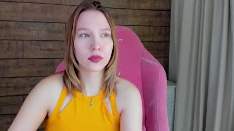 LiliLinn online show from 03.10.26