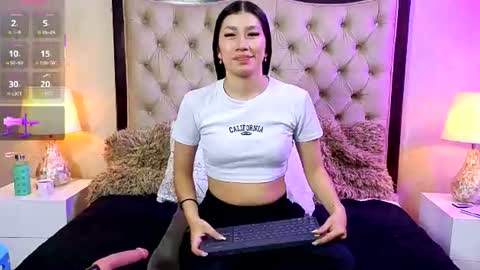 Lilia online show from 08.03.26