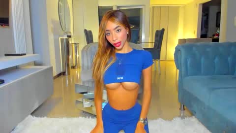 Lili  online show from 04.30.26