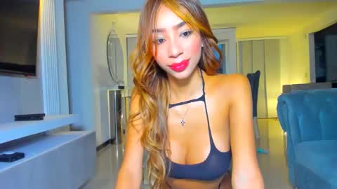 Lili  online show from 04.30.26