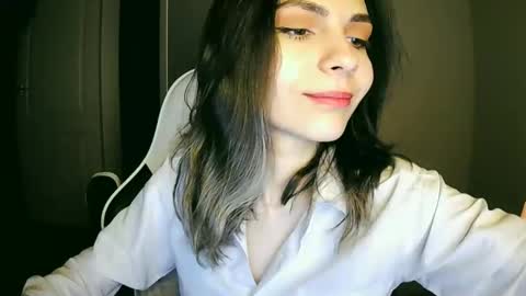 Snapshot of lilirose_x chatting on 12.26.24 lilirose online show from 12.26.24