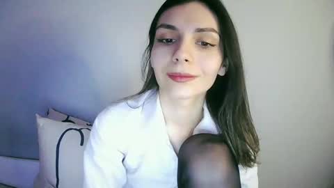 Snapshot of lilirose_x chatting on 02.13.25 lilirose online show from 02.13.25