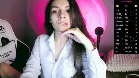 Snapshot of lilirose_x chatting on 09.20.25 lilirose online show from 09.20.25