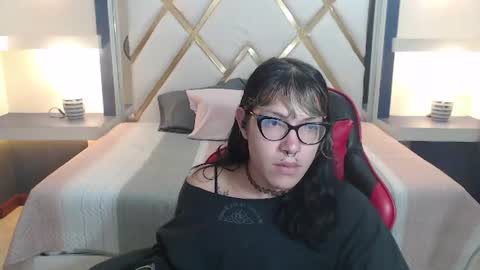 lilith  online show from 06.17.26