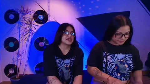 Lilith and Khloe  online show from 11.01.25