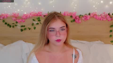 Lilith Bonheur online show from 12.04.25