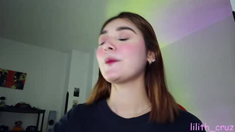 Snapshot of lilith_cruzz chatting on 12.21.24 Lilith online show from 12.21.24