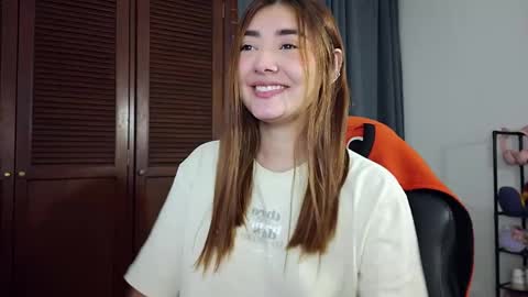 Snapshot of lilith_cruzz chatting on 10.24.25 Lilith online show from 10.24.25