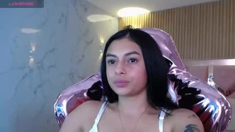 Snapshot of lilith_petit_sub chatting on 02.13.25 Lilith  online show from 02.13.25