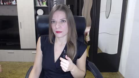 lilith small21 online show from 10.27.25