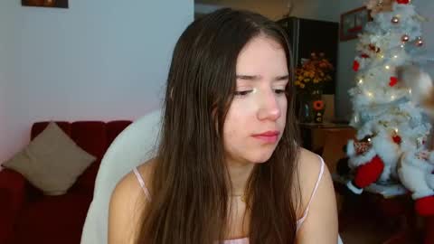 Snapshot of lilithabril chatting on 12.04.25 Abril online show from 12.04.25