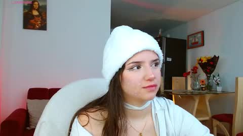 Snapshot of lilithabril chatting on 12.16.25 Abril online show from 12.16.25