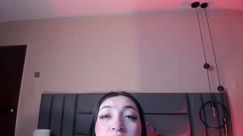 LilithEsme online show from 11.13.25