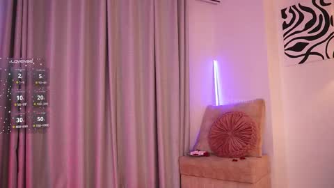 Lili  online show from 02.15.25