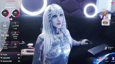 Tifon Mary - Indepent model  online show from 12.25.24