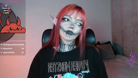 Snapshot of lilithmadness chatting on 12.18.24 Lilith online show from 12.18.24