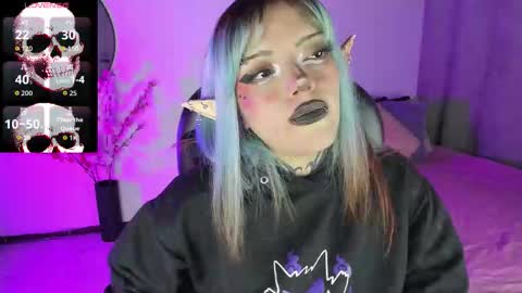 Snapshot of lilithmadness chatting on 09.19.25 Lilith online show from 09.19.25