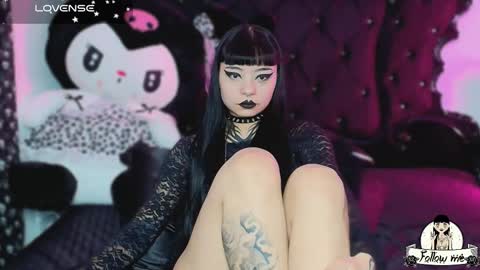 Snapshot of lilithmoon666 chatting on 11.11.25 online show from 11.11.25