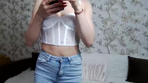 lilithmoonx_ online show from 03.15.26